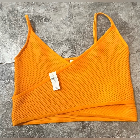 NWT Aerie Bright Orange Crop-Size: Large - Picture 3 of 6